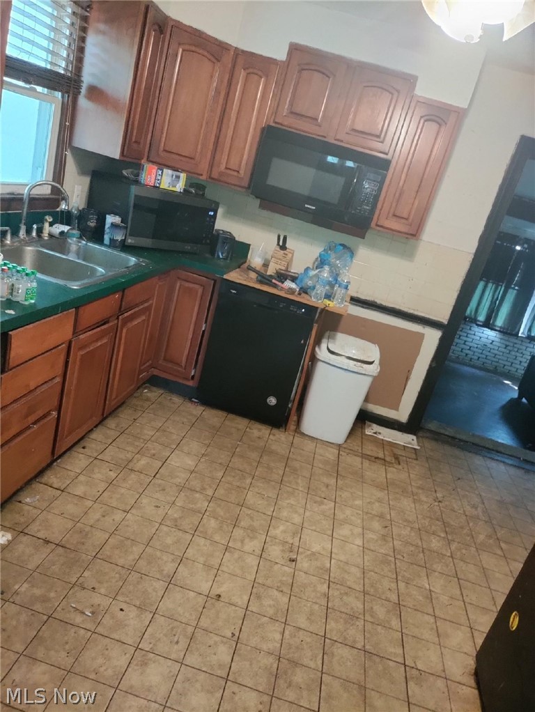 5266 Boston Road Brunswick, OH 44212 - Photo 10 of 12 Gallery Image 10