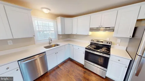 $469,900 | 1616 Debra Drive, Waldorf, MD 20601