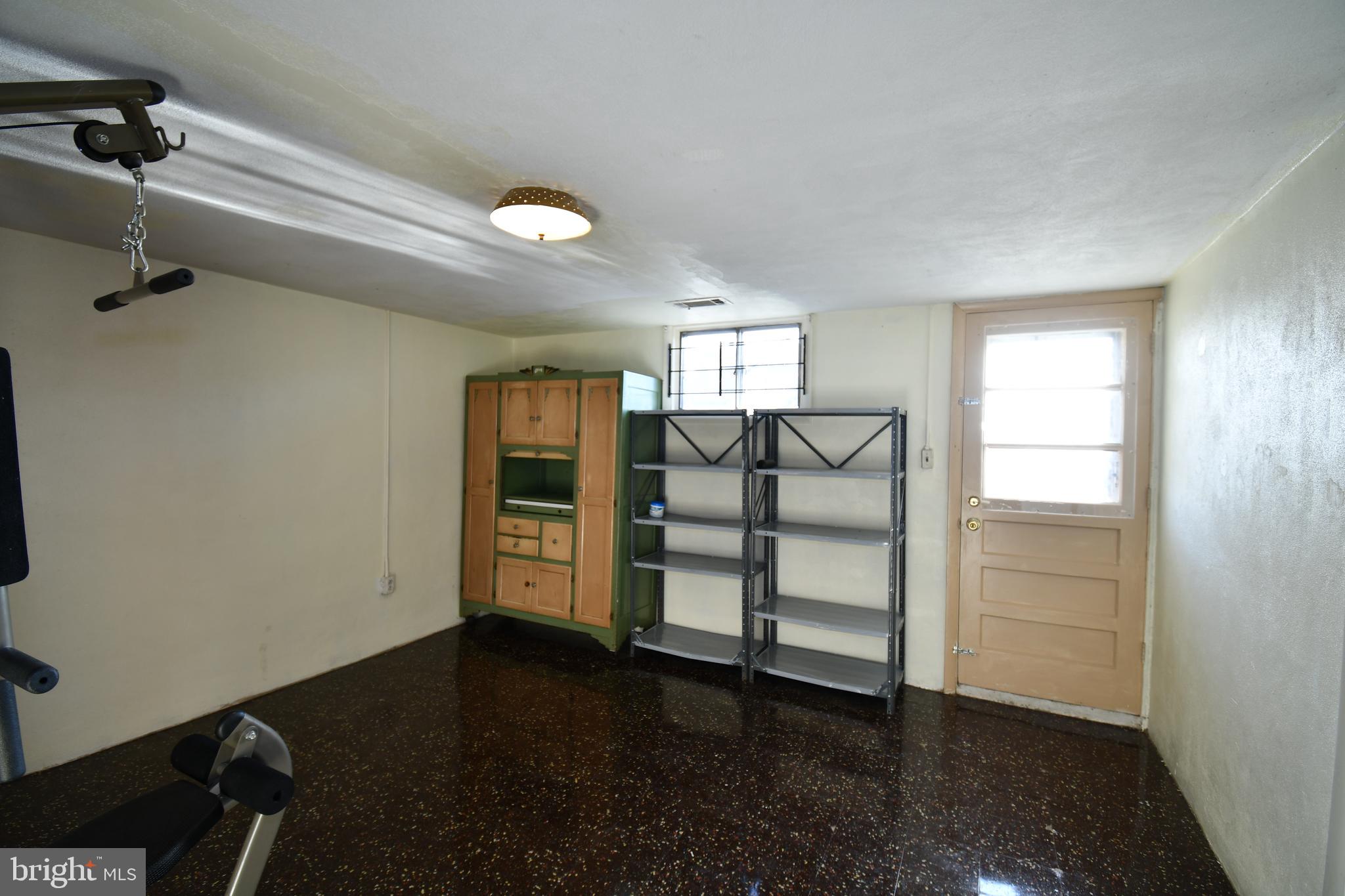 1139 Circle Drive Halethorpe, MD 21227 - Photo 16 of 20