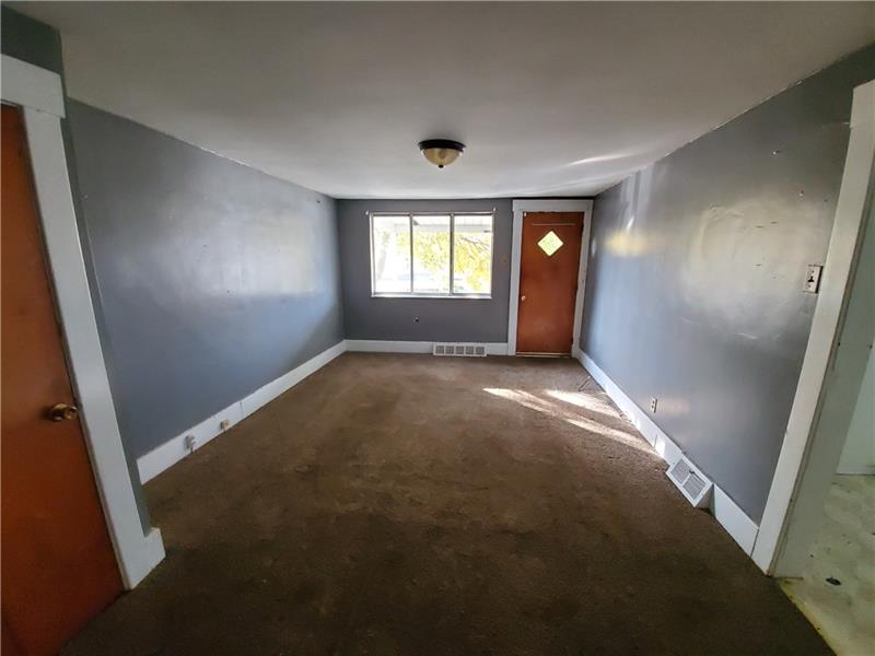 1218 Beaver Road Ambridge, PA 15003 - Photo 8 of 14 Gallery Image 8