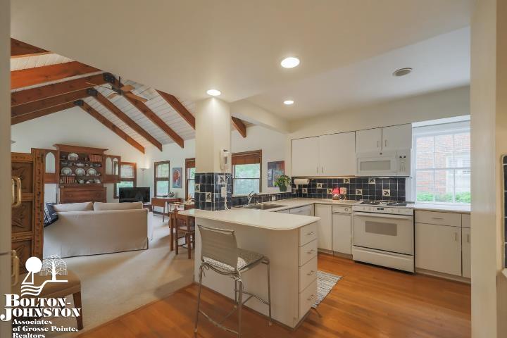 869 Whittier Road Grosse Pointe Park, MI 48230 - Photo 16 of 60
