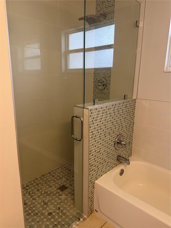 6409 Golden Leaf Court Lakewood Ranch, FL 34202 - Photo 12 of 20