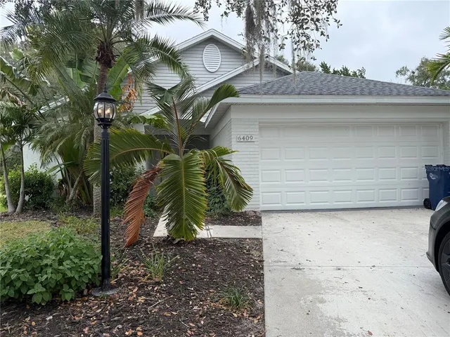 $2,950 | 6409 Golden Leaf Court, Lakewood Ranch, FL 34202