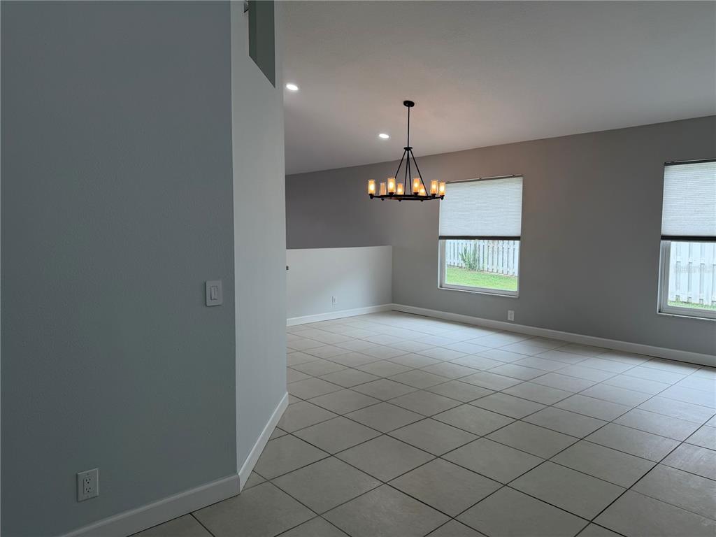 6409 Golden Leaf Court Lakewood Ranch, FL 34202 - Photo 4 of 20