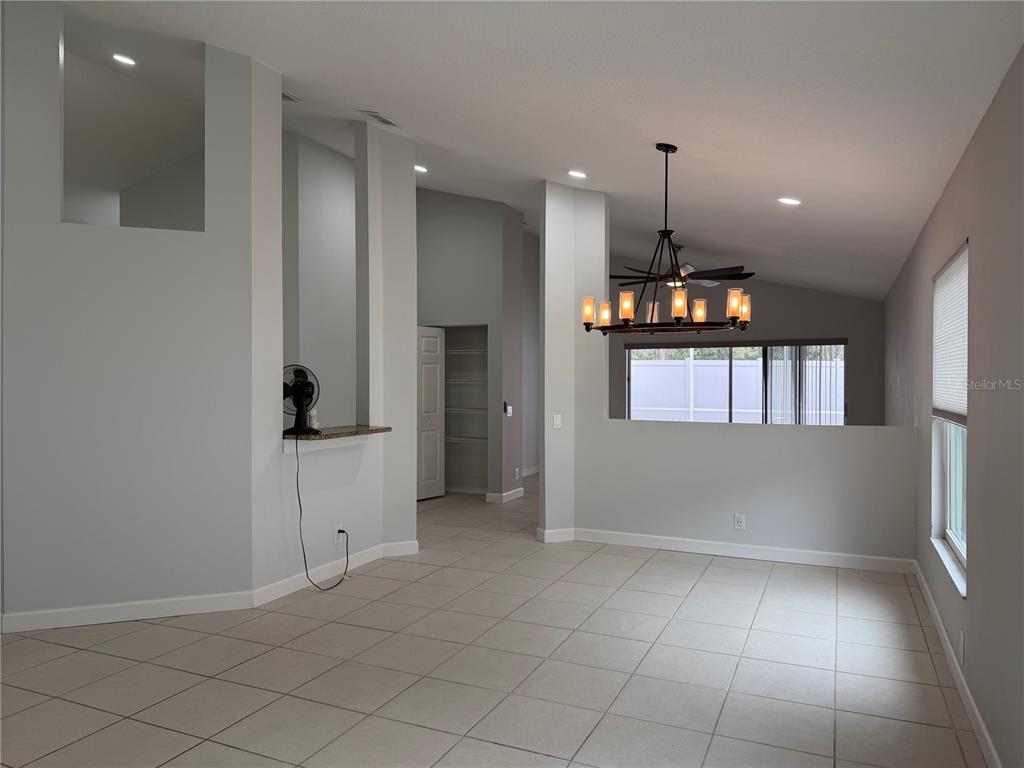 6409 Golden Leaf Court Lakewood Ranch, FL 34202 - Photo 5 of 20