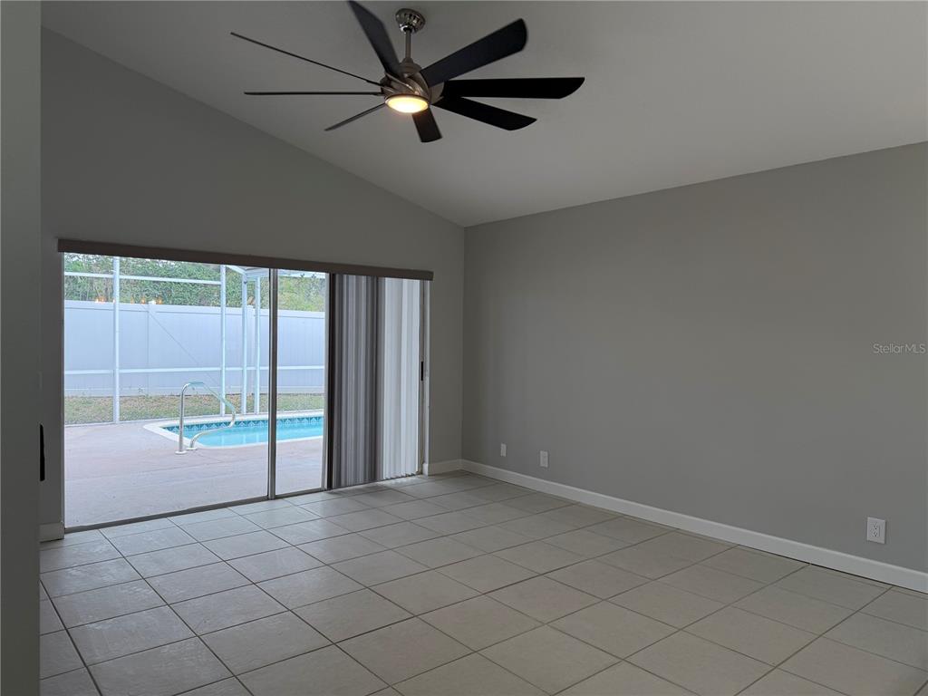 6409 Golden Leaf Court Lakewood Ranch, FL 34202 - Photo 6 of 20