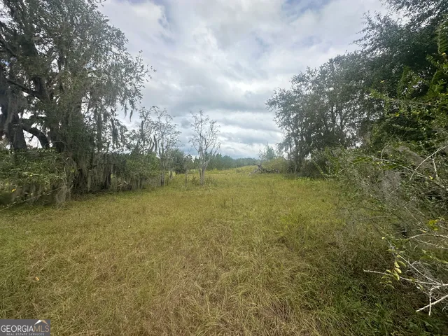 a house view with a outdoor space
