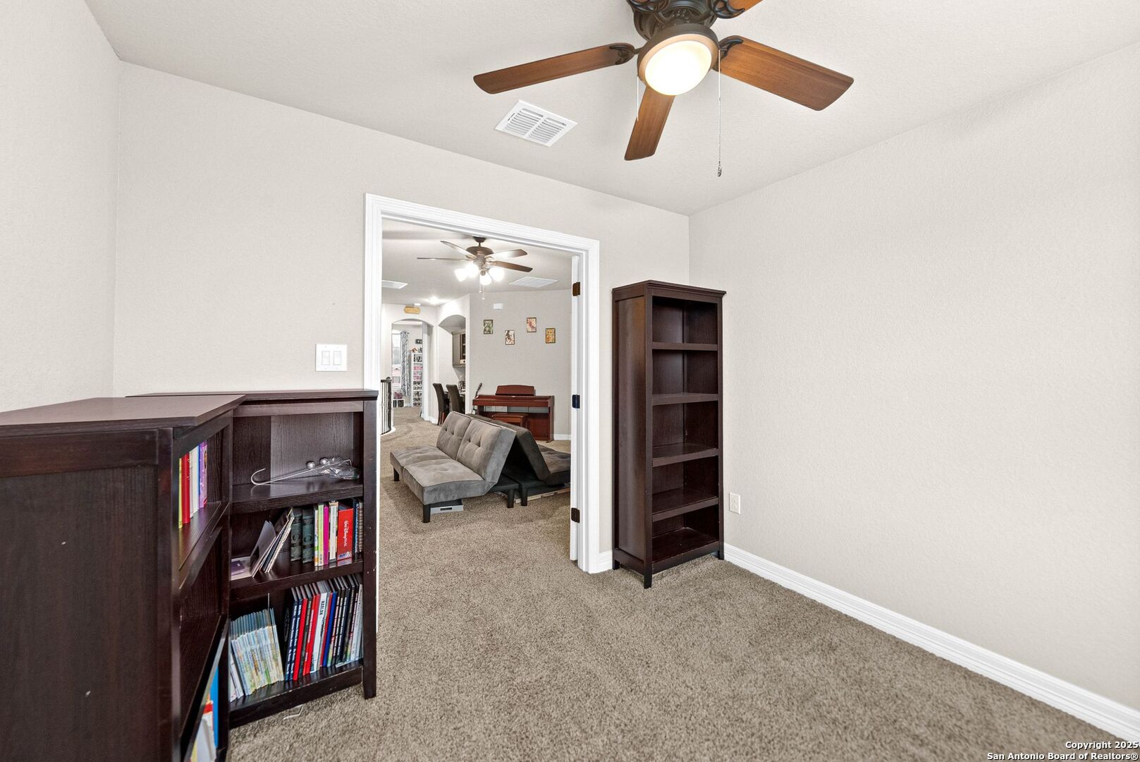 288 Lilly Bluff Castroville, TX 78009 - Photo 18 of 88