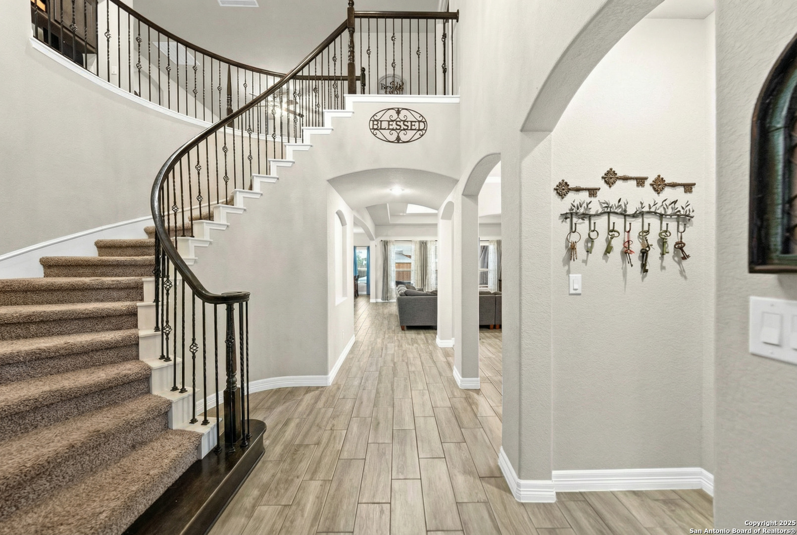 288 Lilly Bluff Castroville, TX 78009 - Photo 5 of 88