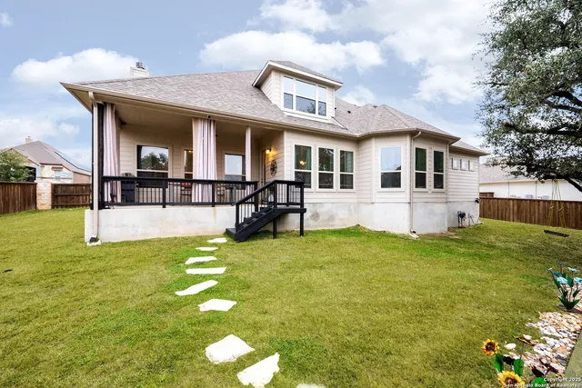 $875,000 | 288 Lilly Bluff, Castroville, TX 78009