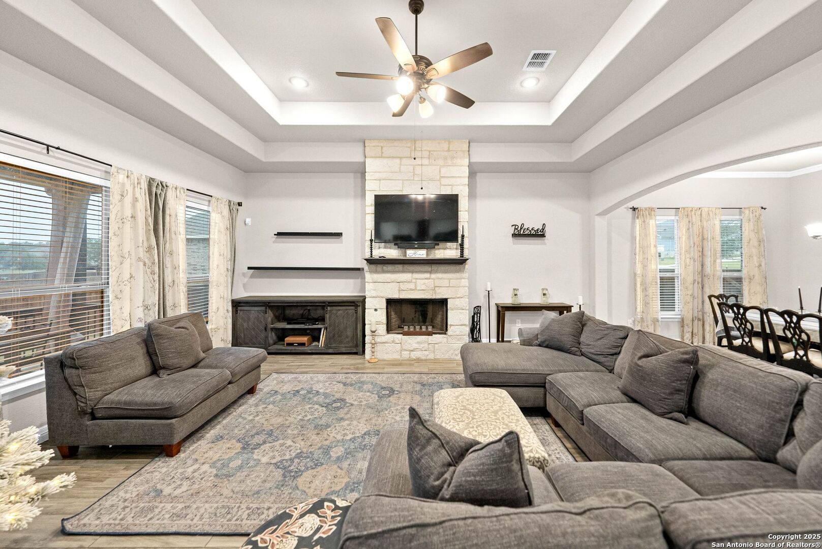 288 Lilly Bluff Castroville, TX 78009 - Photo 7 of 88