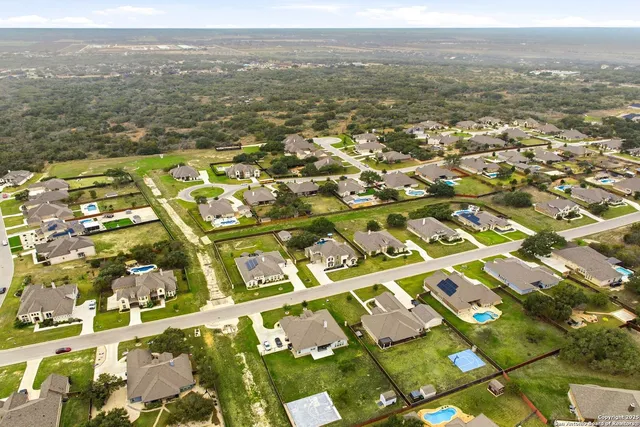 $875,000 | 288 Lilly Bluff, Castroville, TX 78009