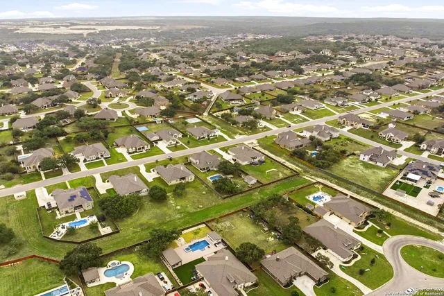 $875,000 | 288 Lilly Bluff, Castroville, TX 78009