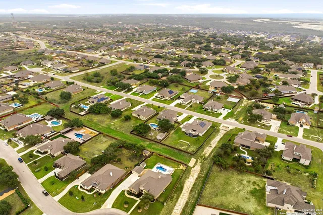 $875,000 | 288 Lilly Bluff, Castroville, TX 78009