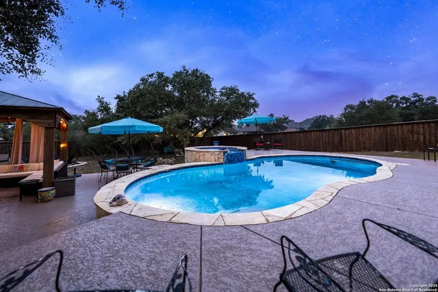 $875,000 | 288 Lilly Bluff, Castroville, TX 78009