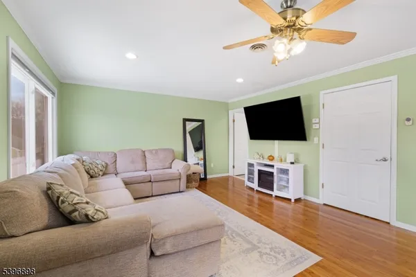$3,700 | 17 Lathrop Avenue, Unit B, Madison, NJ 07940