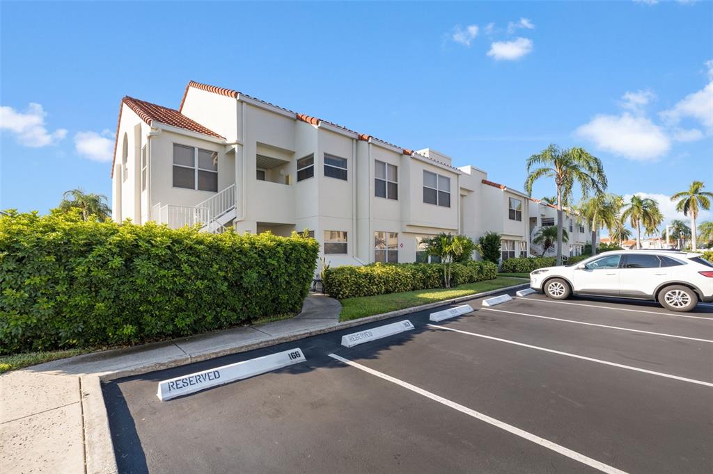 6061 Bahia Del Mar Blvd S Unit 207