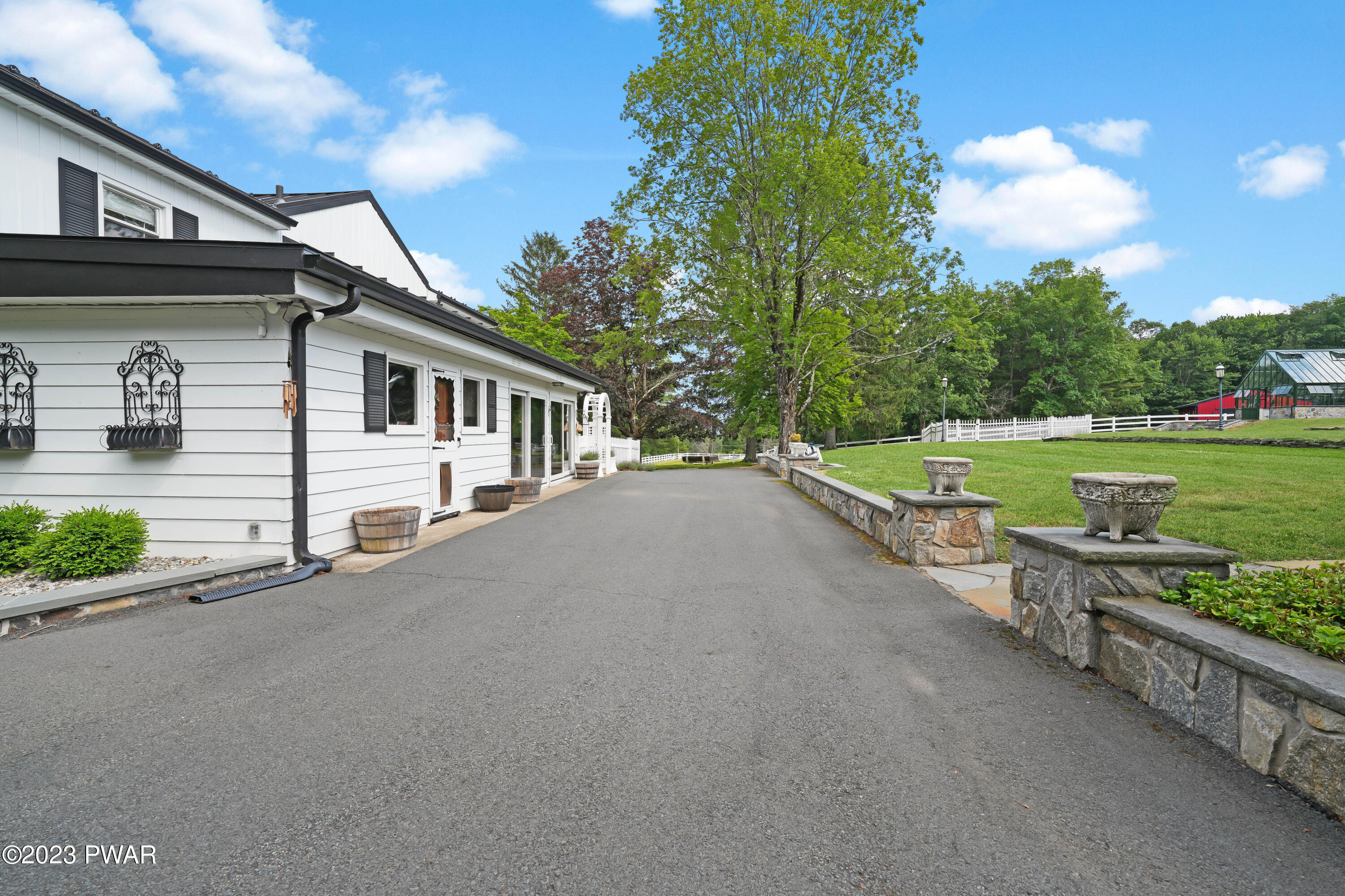 429 Sawkill Road Milford, PA 18337 - Photo 10 of 69 DSC00192
