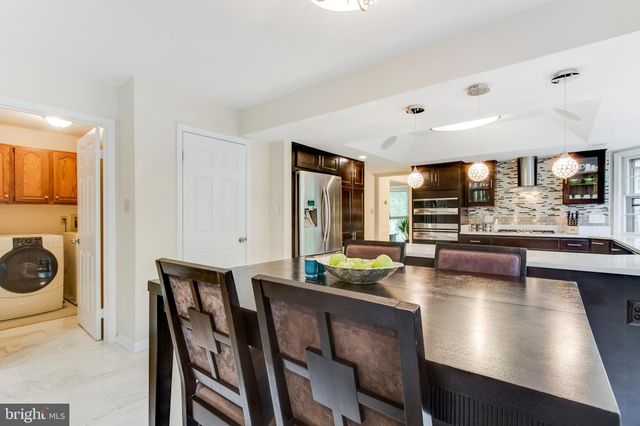 $685,000 | 15427 Meherrin Court, Centreville, VA 20120