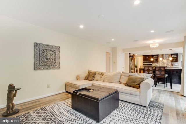 $685,000 | 15427 Meherrin Court, Centreville, VA 20120