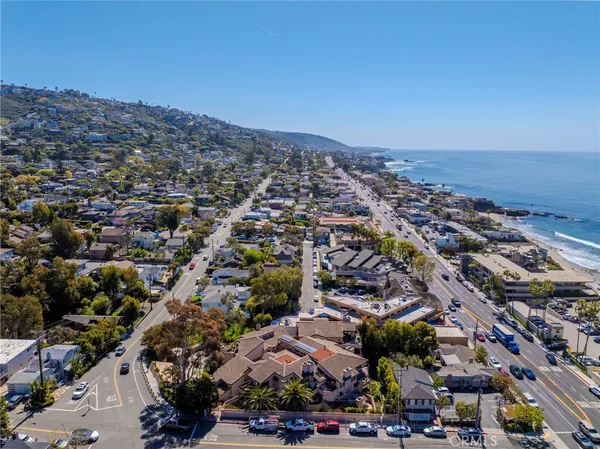 $6,500 | 247 Calliope Street, Laguna Beach, CA 92651