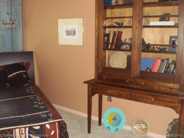 875 GreenView Court Rochester, MI 48307 - Photo 11 of 26 P6081000.JPG