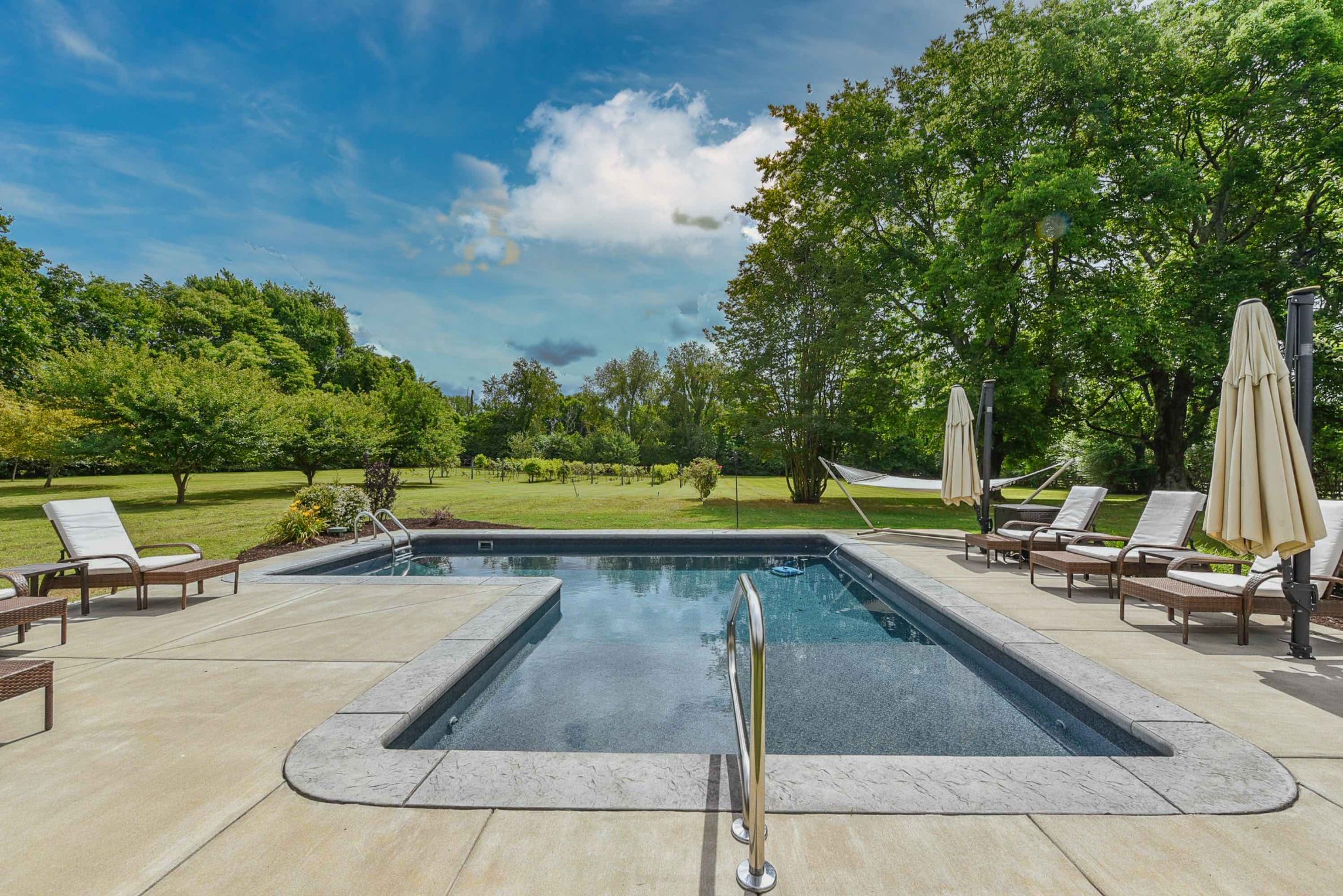 2027 Neelys Bend Road Madison, TN 37115 - Photo 11 of 48 Gallery Image 11