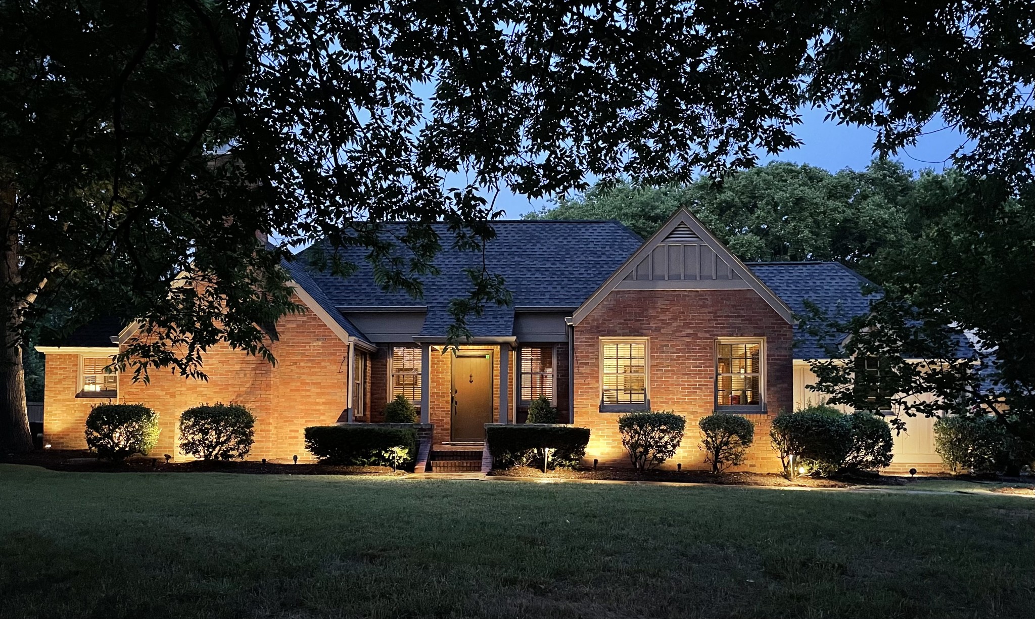 2027 Neelys Bend Road Madison, TN 37115 - Photo 6 of 48 Gallery Image 6