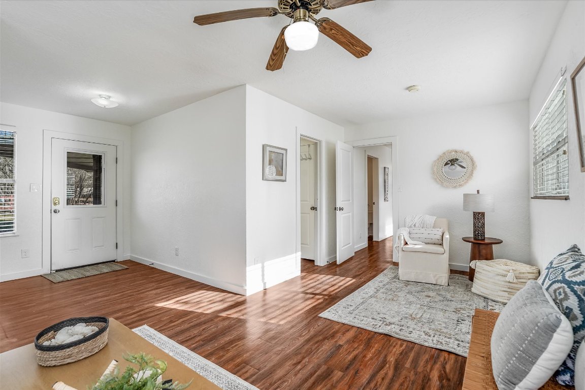 1300 Flite Acres Road Wimberley, TX 78676 - Photo 21 of 40 Guest House 1