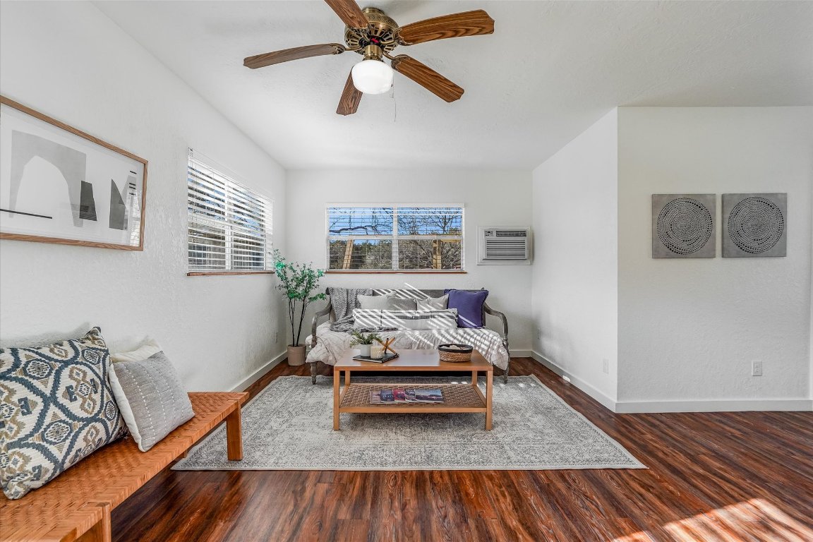 1300 Flite Acres Road Wimberley, TX 78676 - Photo 22 of 40 Guest House 1