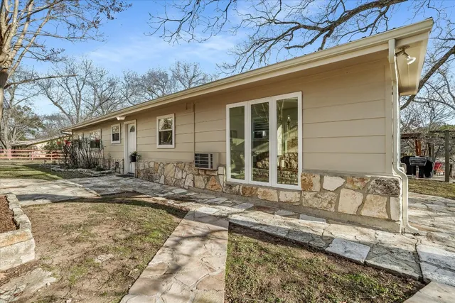 $1,297,000 | 1300 Flite Acres Road, Wimberley, TX 78676