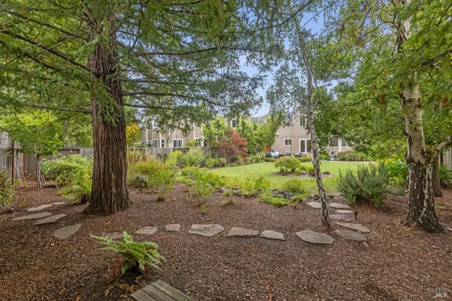 $1,549,000 | 64 Parkview Circle, Corte Madera, CA 94925
