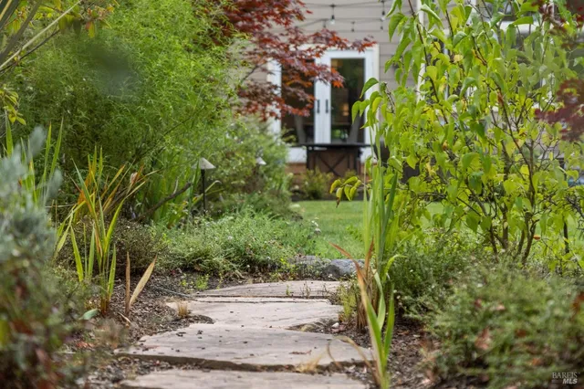 $1,549,000 | 64 Parkview Circle, Corte Madera, CA 94925