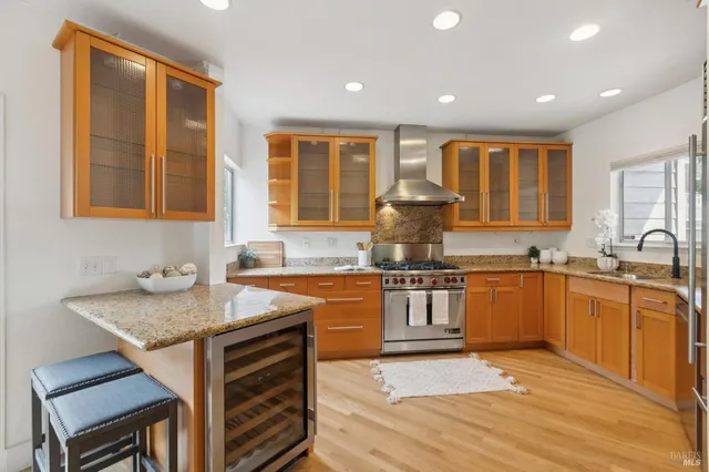 $1,549,000 | 64 Parkview Circle, Corte Madera, CA 94925