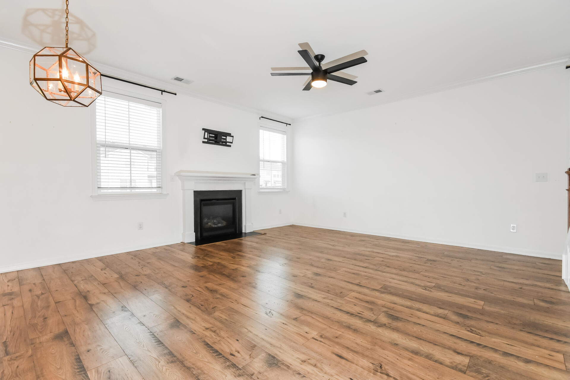 704 Sportsman Road Moncks Corner, SC 29461 - Photo 3 of 20