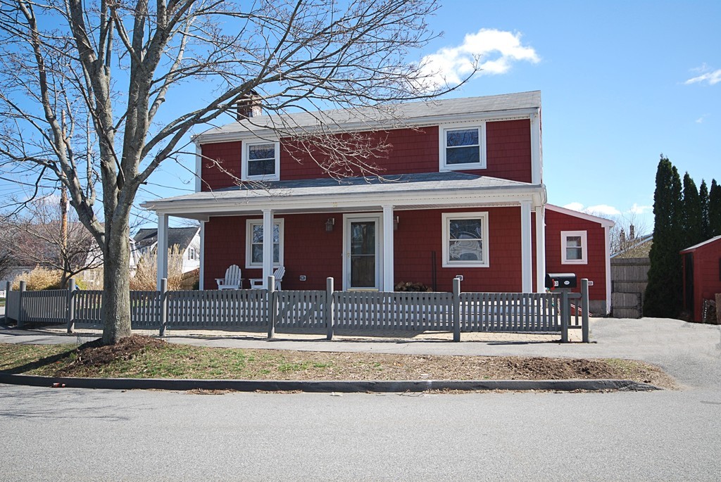 33 Riverside Street Danvers, MA 01923 - Photo 2 of 16 Gallery Image 2