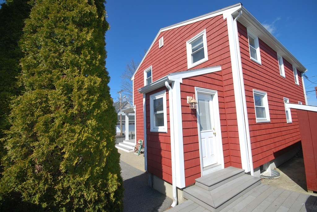 33 Riverside Street Danvers, MA 01923 - Photo 4 of 16 Gallery Image 4