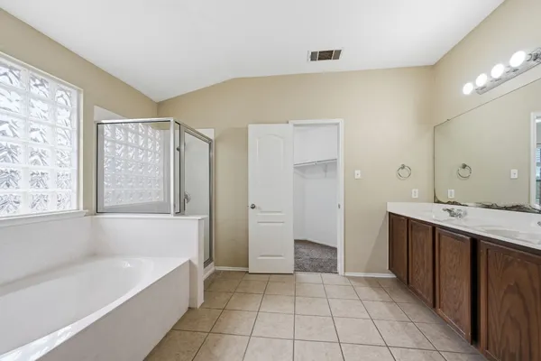 $289,900 | 12621 Waynespur Lane, Elgin, TX 78621