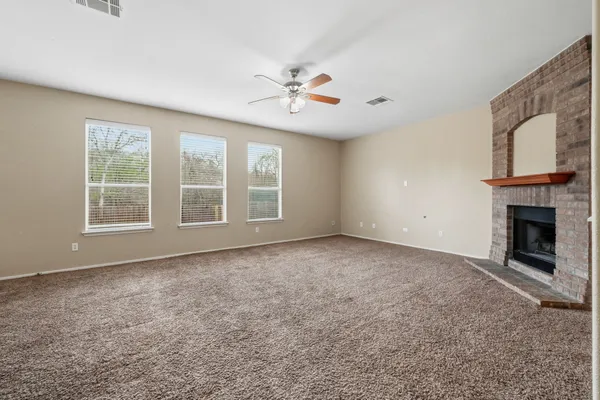 $289,900 | 12621 Waynespur Lane, Elgin, TX 78621