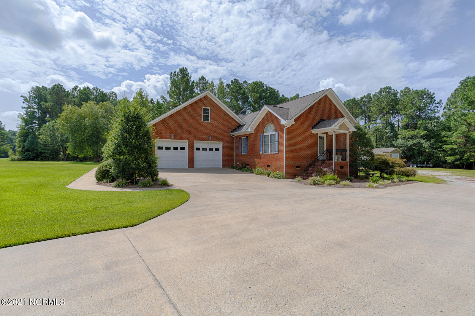 2175 Robersonville Road Washington, NC 27889 - Photo 3 of 111 IMG_9288_HDR