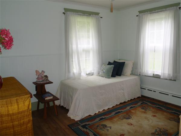 120 Doyle Road Holden, MA 01520 - Photo 9 of 14 Gallery Image 9
