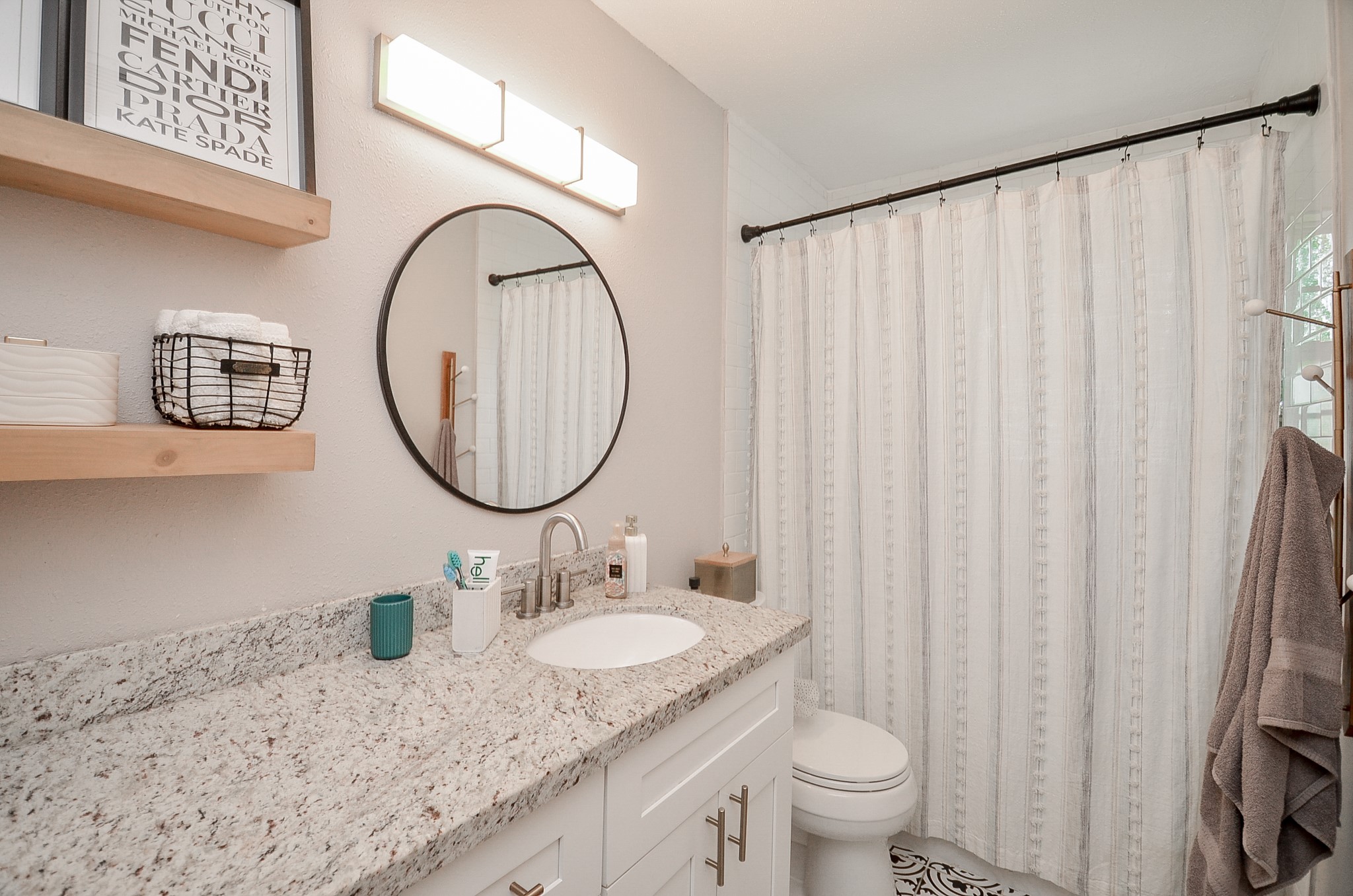 201 Inwood Lane Highlands, TX 77562 - Photo 20 of 31