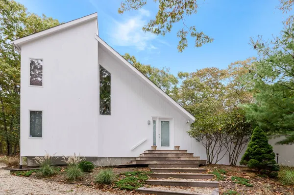 $35,000 | 147 Sycamore Drive, East Hampton, NY 11937