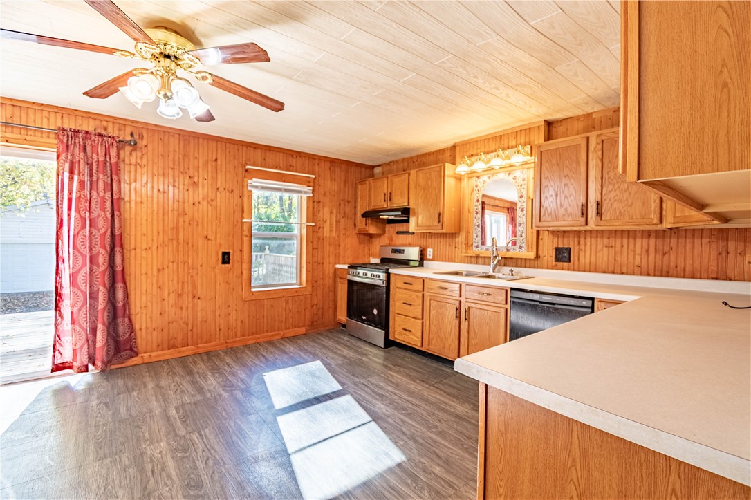 545 East Grove Road Decatur, IL 62521 - Photo 6 of 25