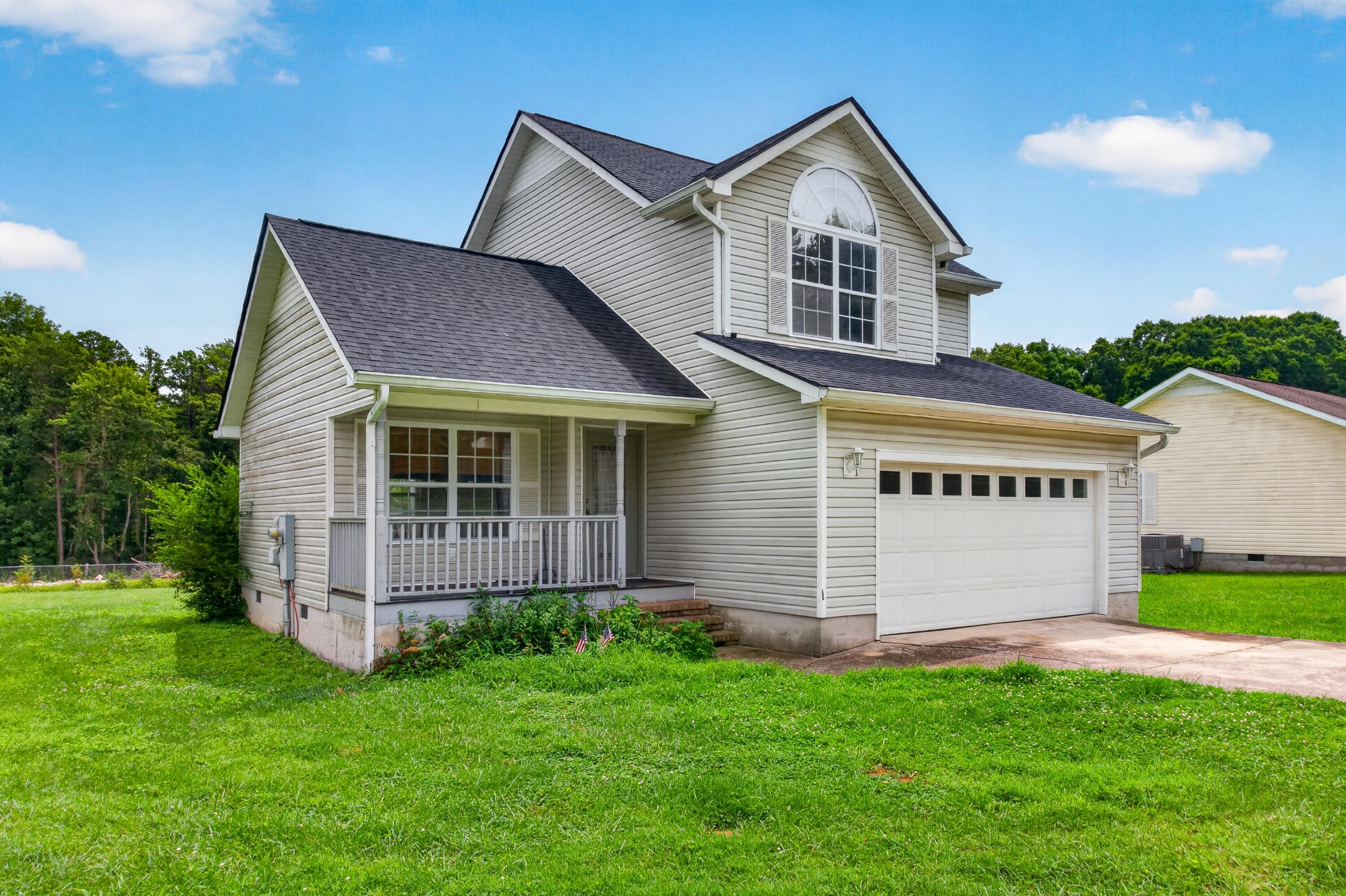384 Miller Road Signal Mountain, TN 37377 - Photo 3 of 47