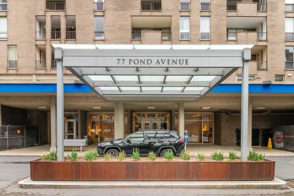 $499,000 | 77 Pond Avenue, Unit 612, Brookline, MA 02445