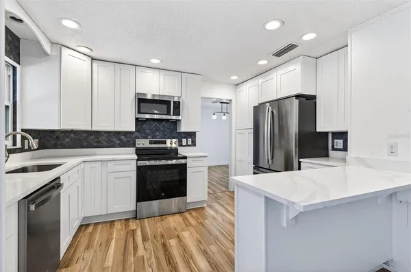 $589,900 | 1520 South Keene Road, Clearwater, FL 33756