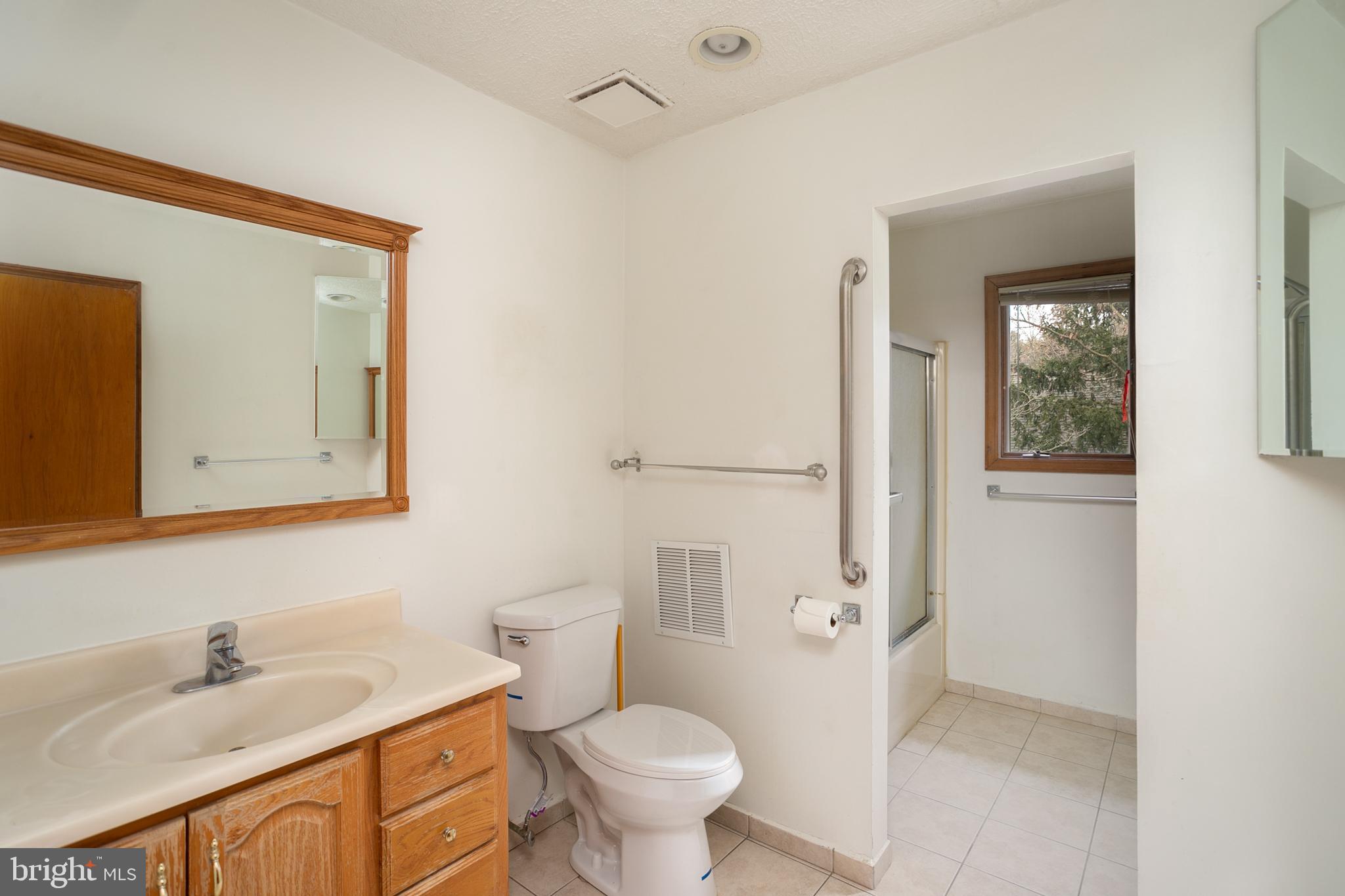 286 Greentree Road Sewell, NJ 08080 - Photo 23 of 40