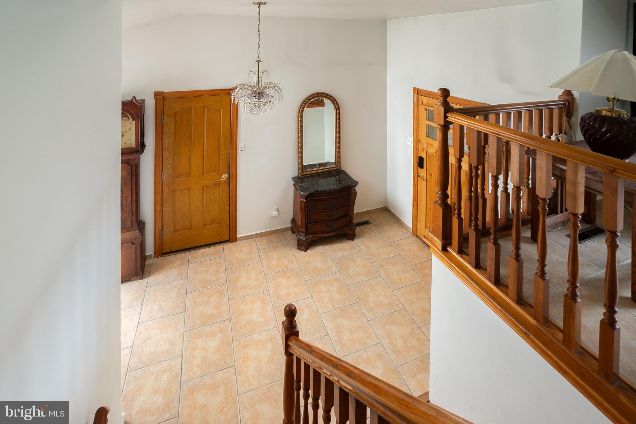 286 Greentree Road Sewell, NJ 08080 - Photo 9 of 40