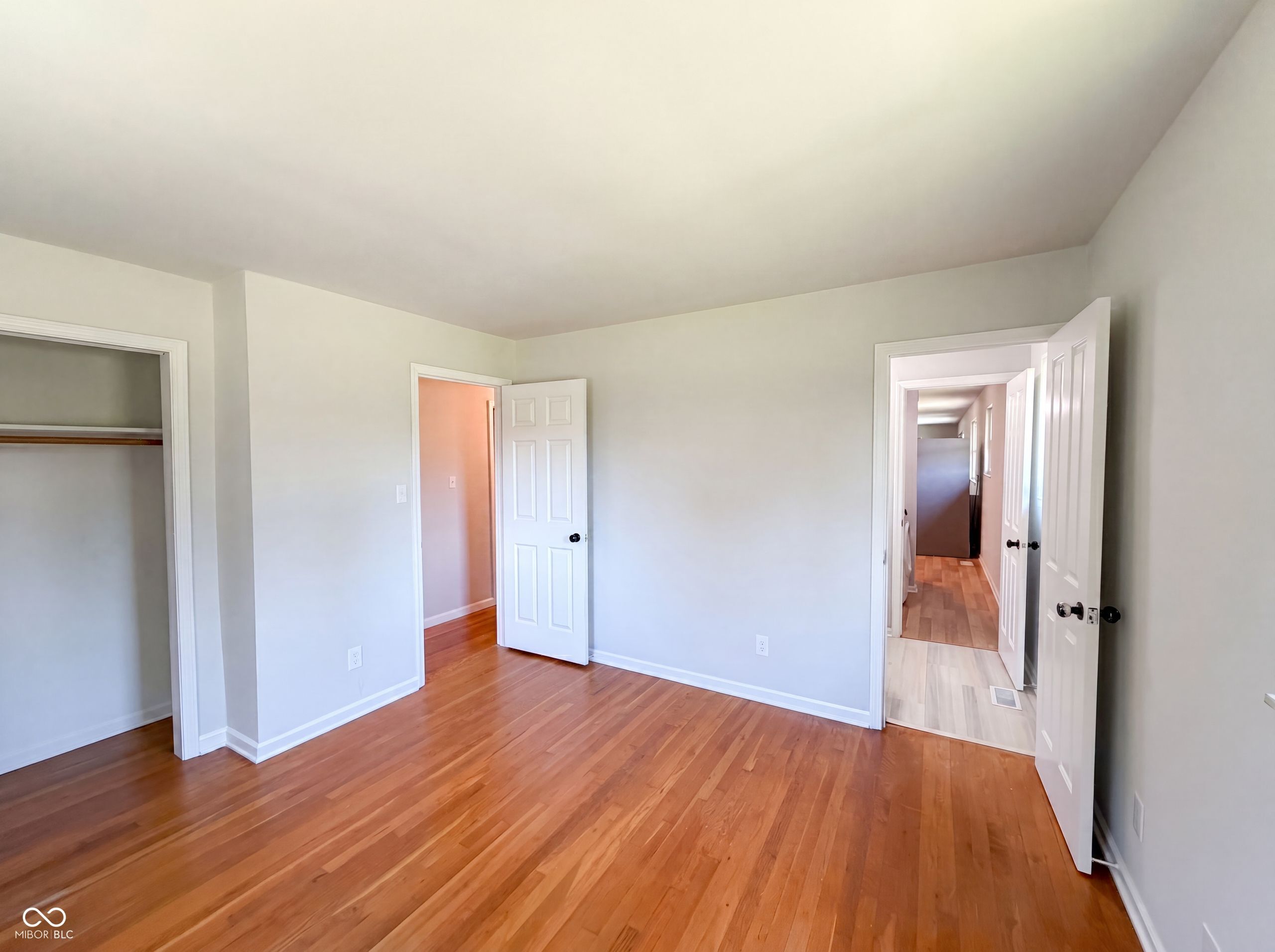 2883 South Wollenweber Road New Palestine, IN 46163 - Photo 4 of 18